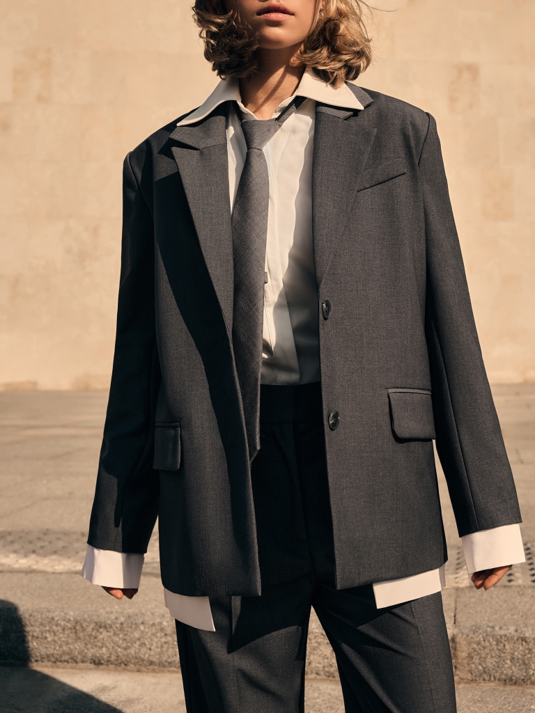 Oversize jacket with imitation shirt