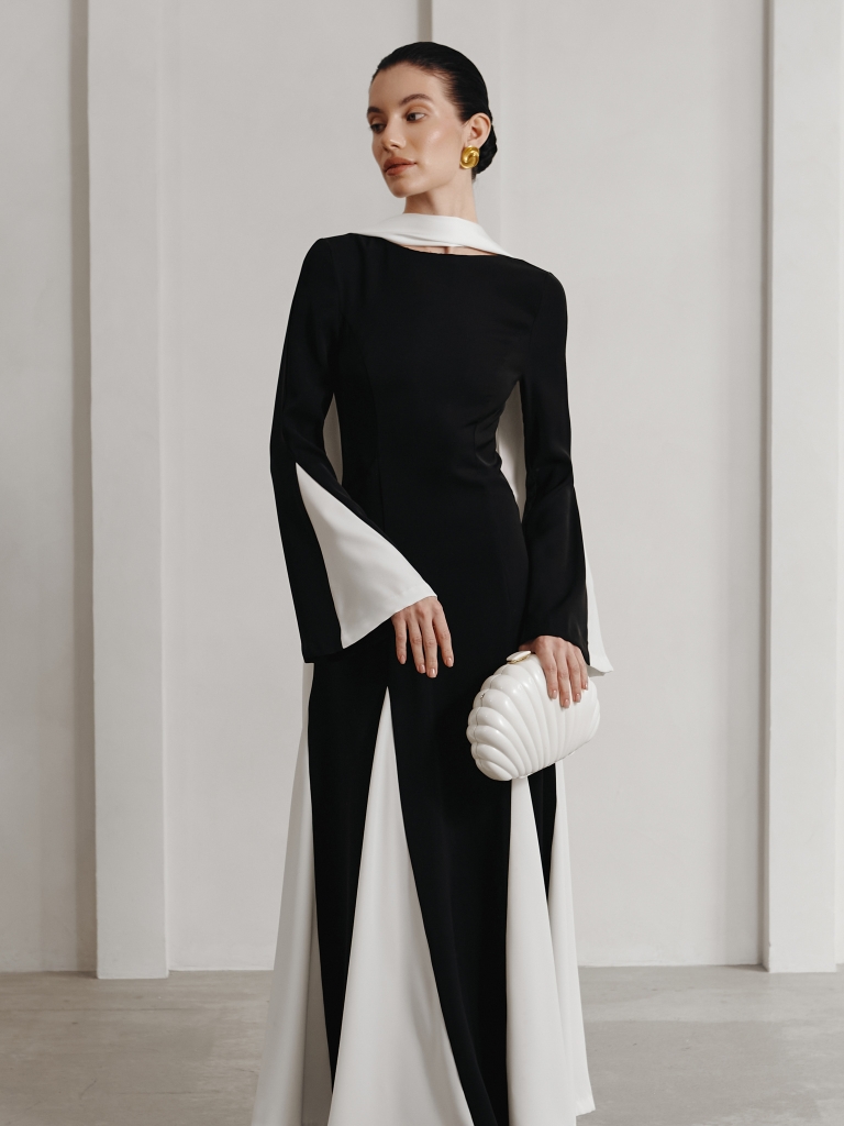 Knitted maxi dress with triangular inserts