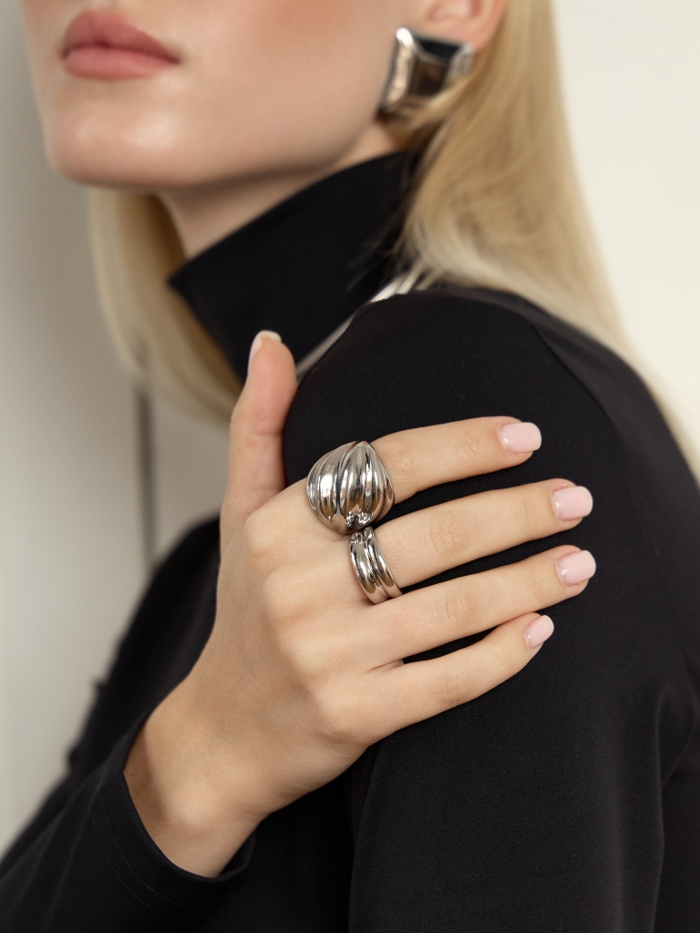 Dual blown ring