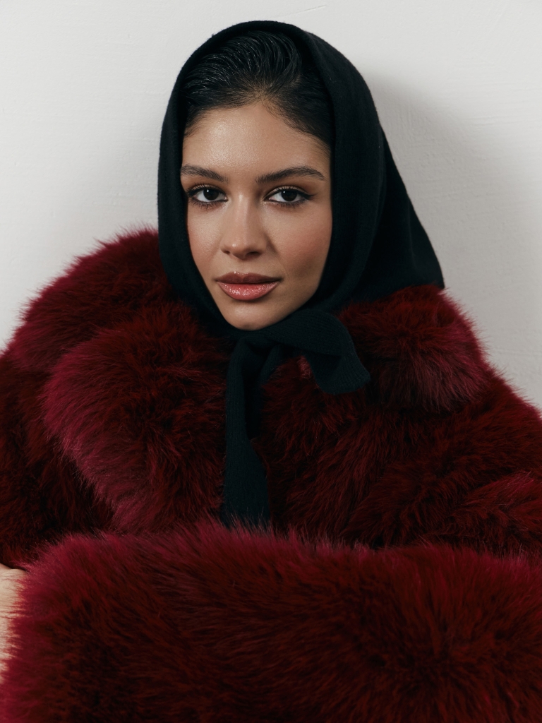 Knitted headscarf
