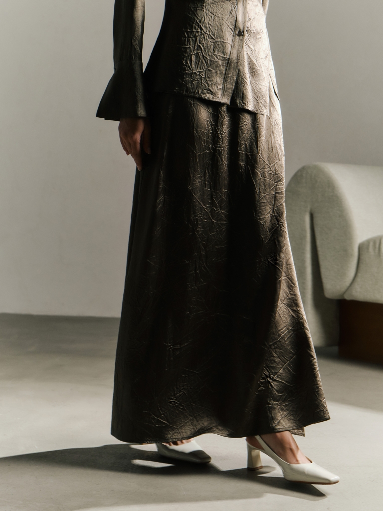 Maxi skirt in crumpled-effect fabric