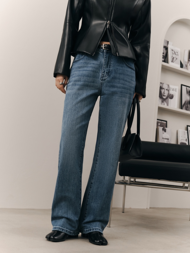 Джинсы прямого кроя из высветленного денима