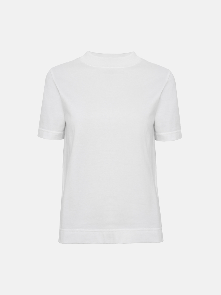 Loose T-shirt with wide collar