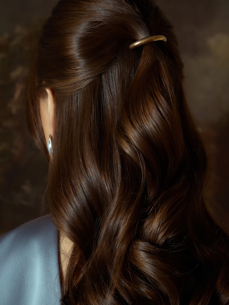 Scrunchie with metal decoration