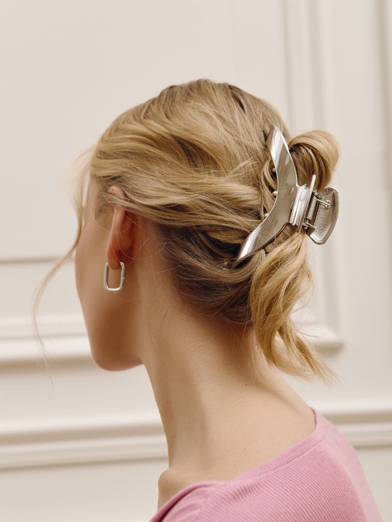 Metal hair clip