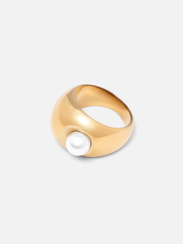 Bauschiger Ring mit großer Perle