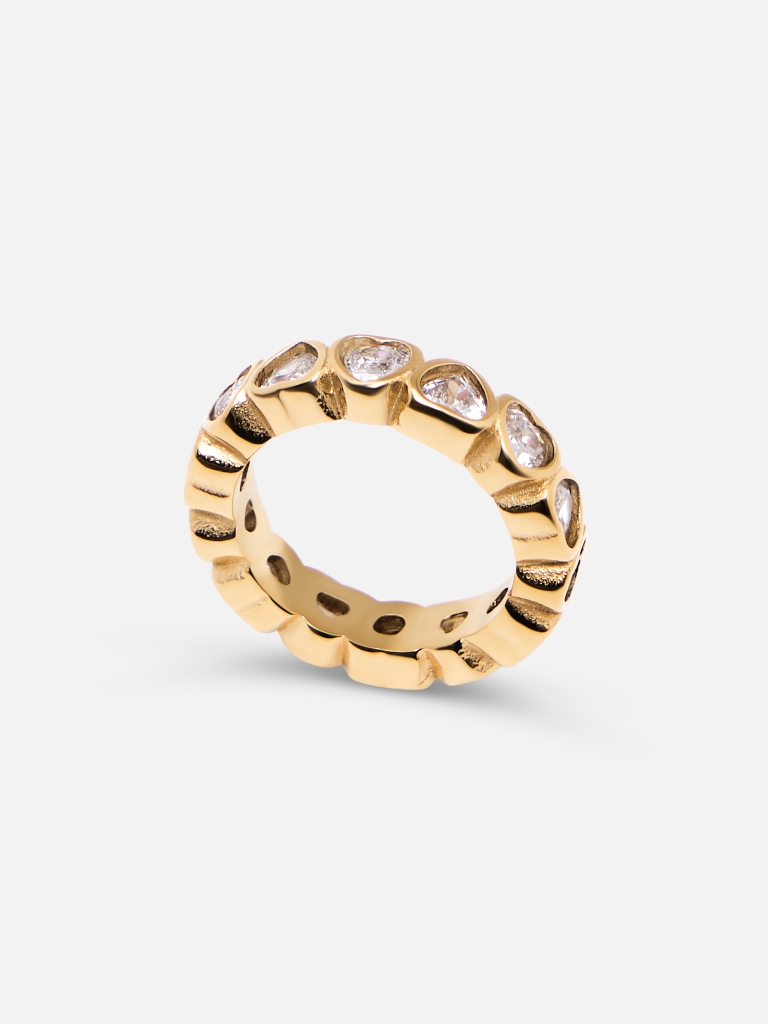 Ring with heart-shaped zircons