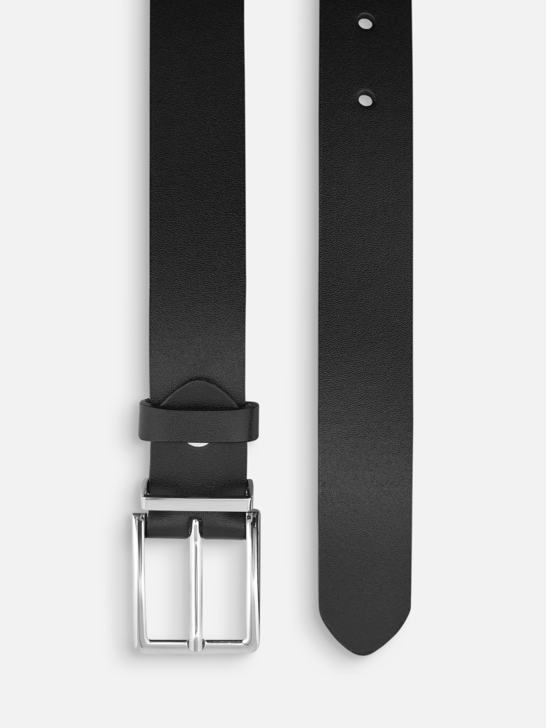 Leather belt with a thin buckle