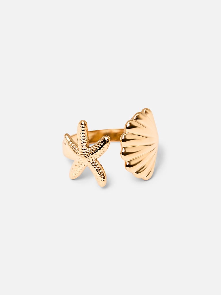 Ring with sea decor
