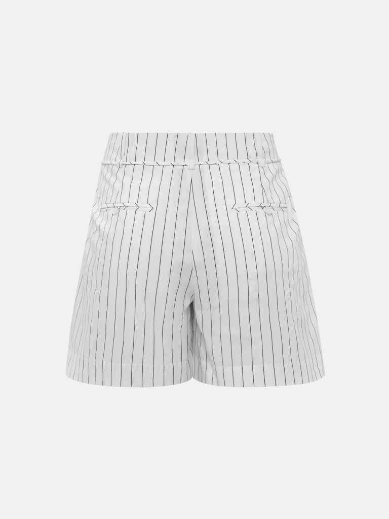 Шорты мини в полоску с тонким поясом