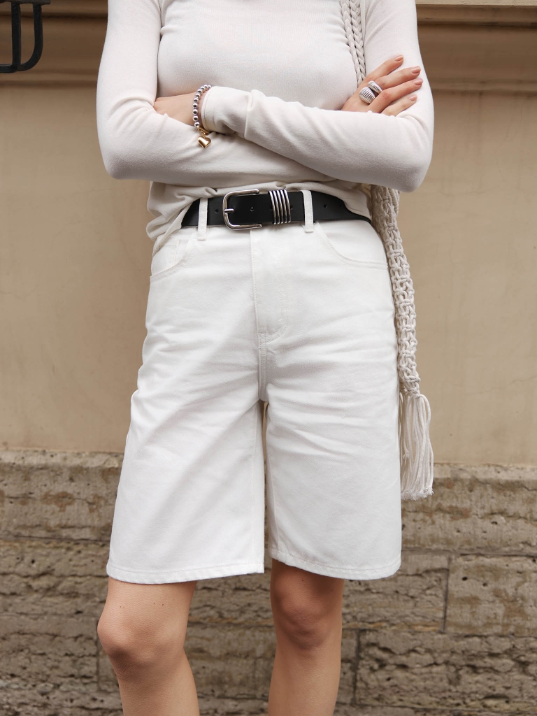 Свободные шорты из денима