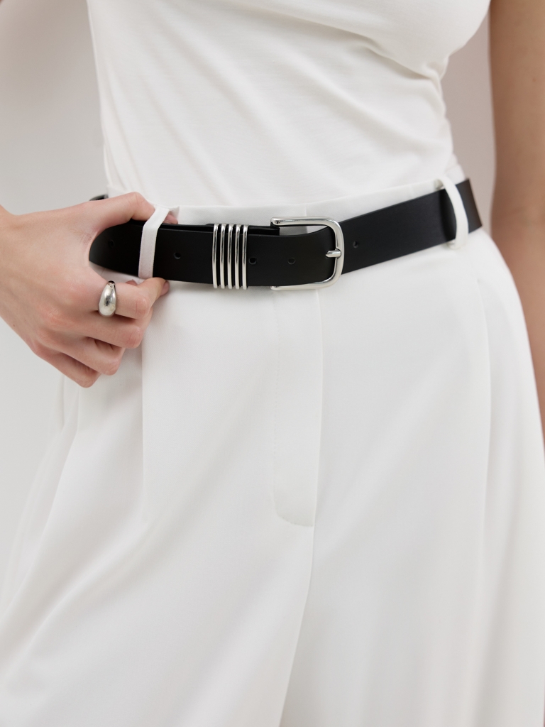Wide leather belt with silver loop
