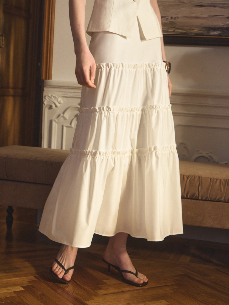 Layered maxi skirt with ruffles