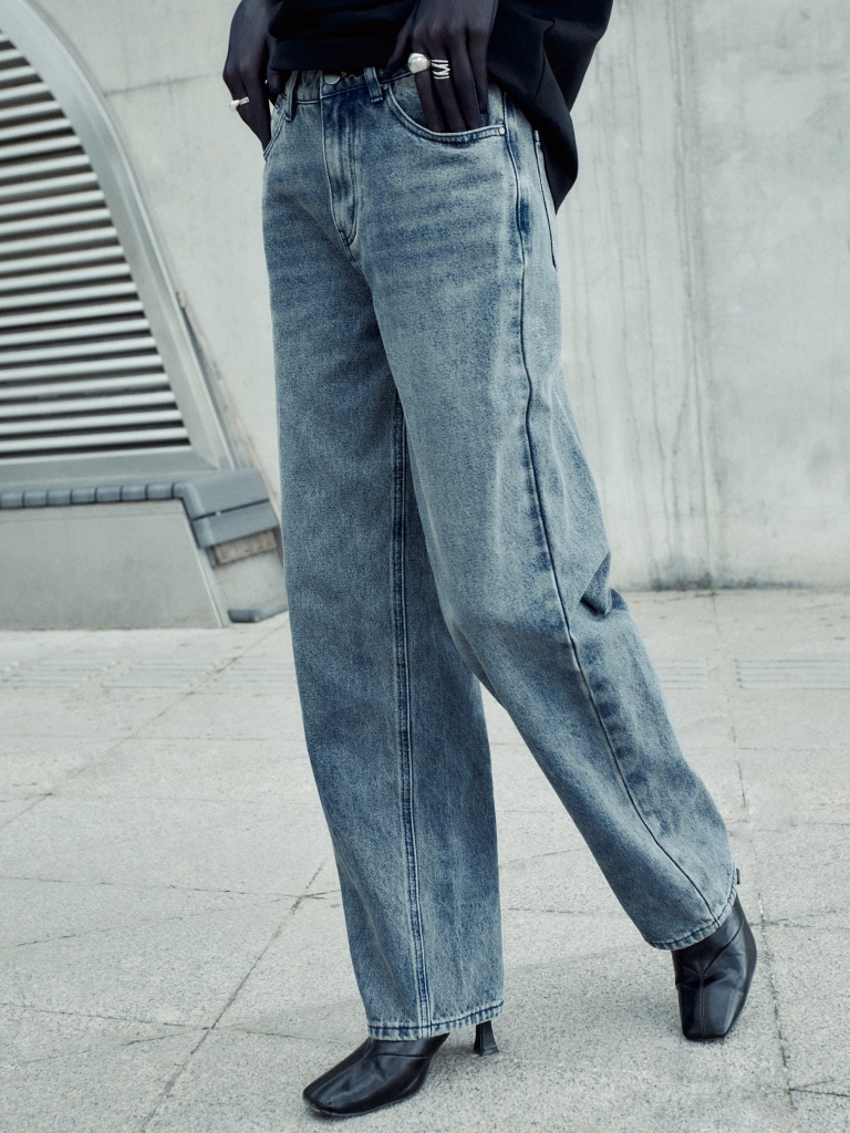 Jean ample à taille moyenne