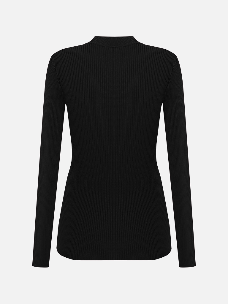 Smooth knitted cardigan with small buttons