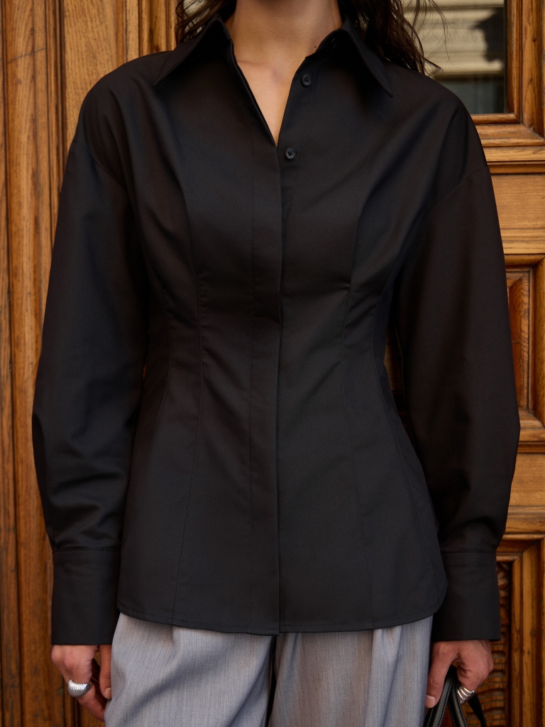Flared shirt with voluminous sleeves