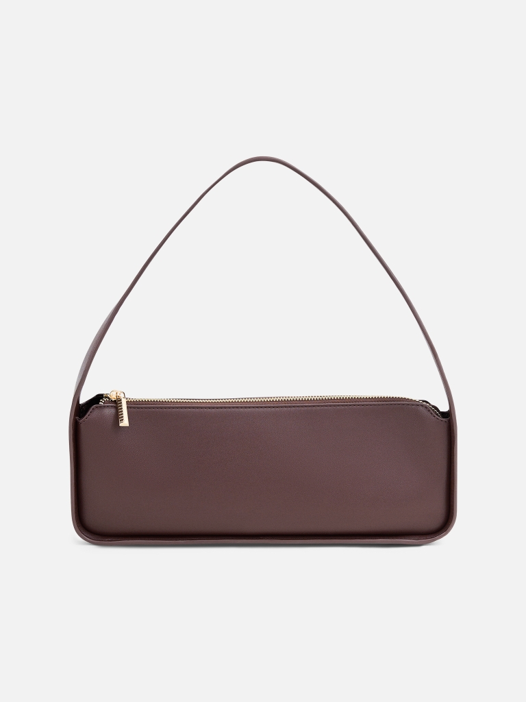 Baguette bag with wide strap