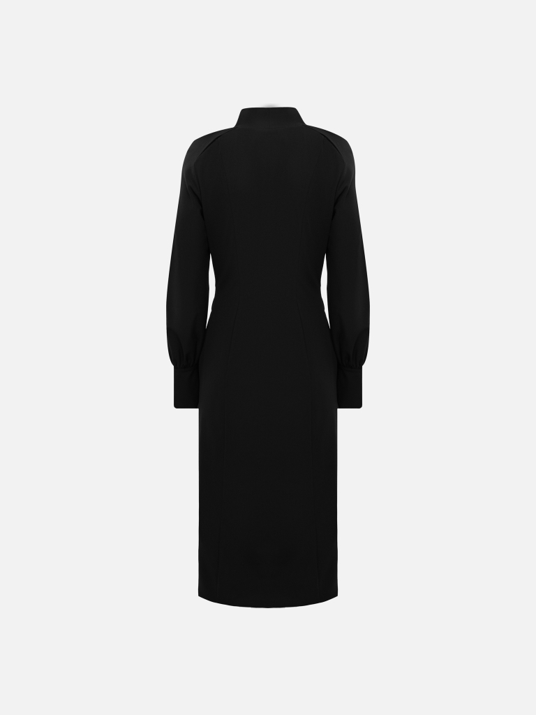 Midi dress with buttons at the waist