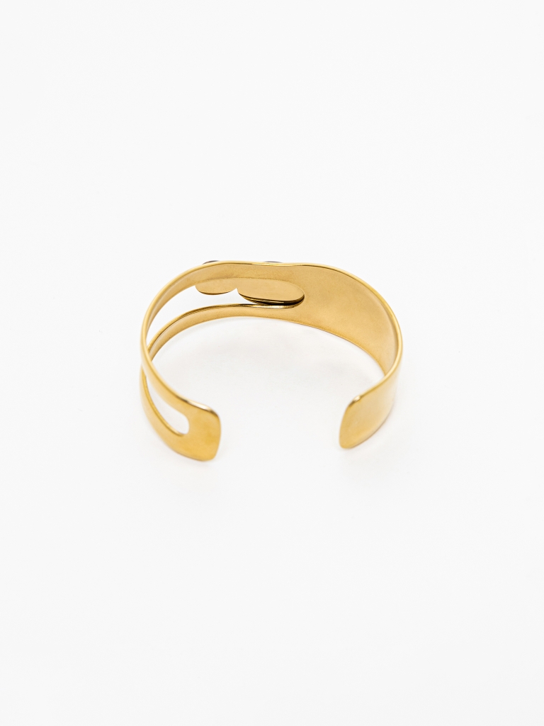 Metal bracelet with voluminous stones