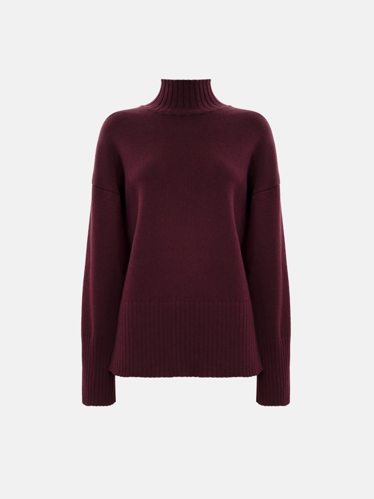 Loose smooth knitted jumper with ribbed detailing