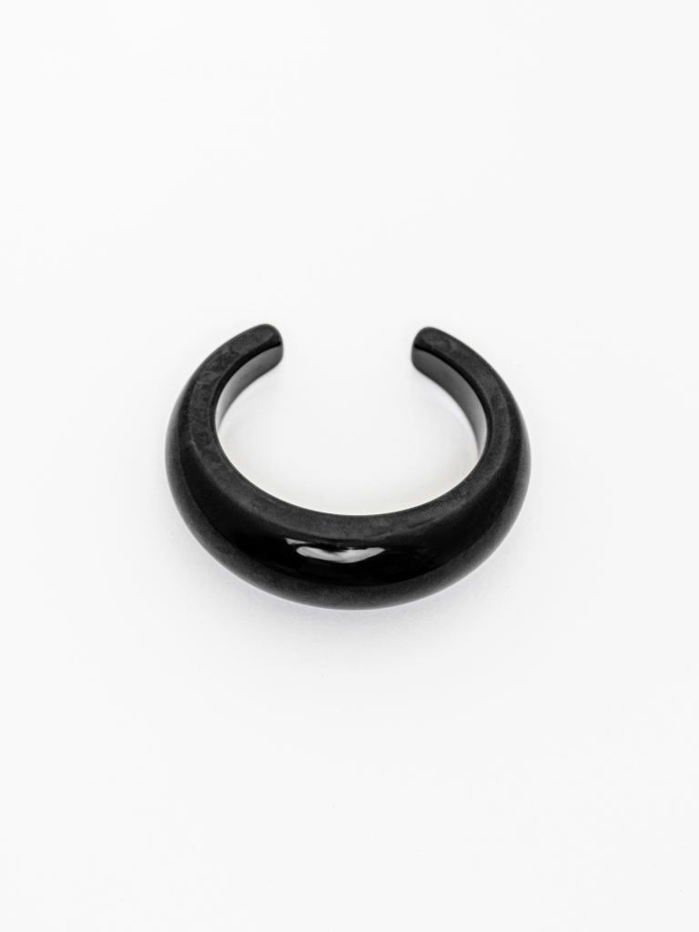 Voluminous round bracelet