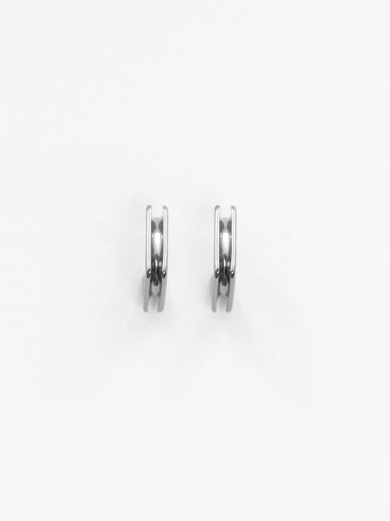 Square-shaped half-hoop earrings
