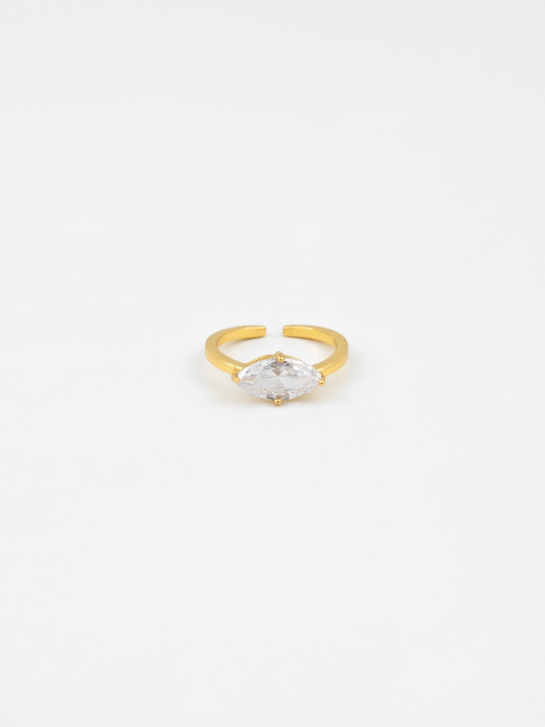 Ring with a large crystal