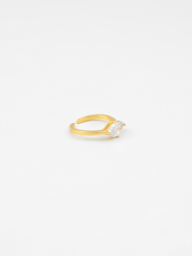 Ring with a large crystal