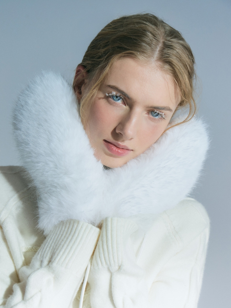 Варежки из экомеха с длинным ворсом