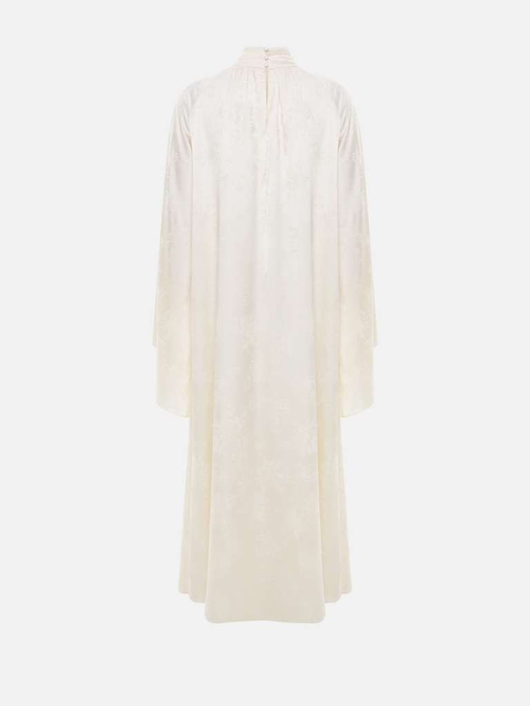 Loose maxi dress with floral pattern