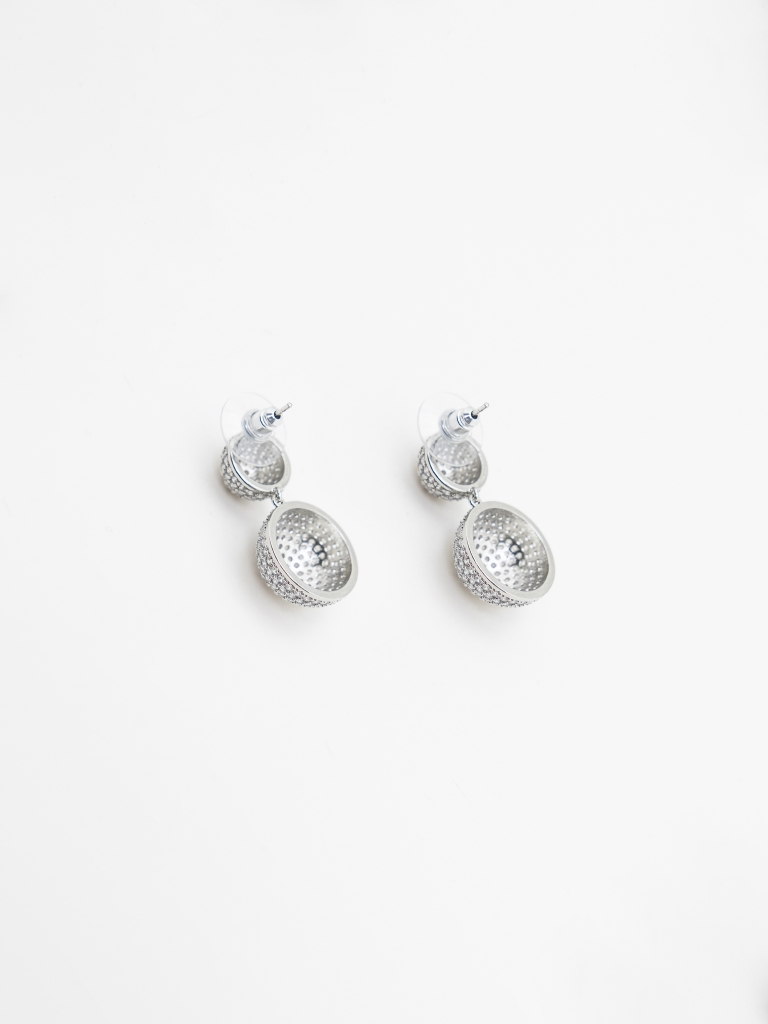Voluminous hemispherical stud earrings