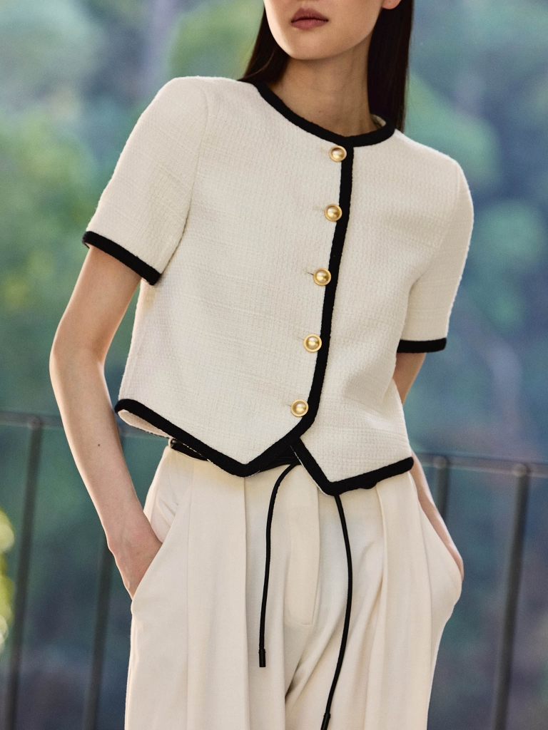 Твидовый жакет с короткими рукавами и контрастным кантом