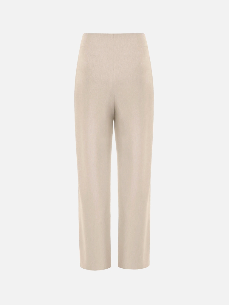 Mid-rise trousers with front creases and oversized buttons