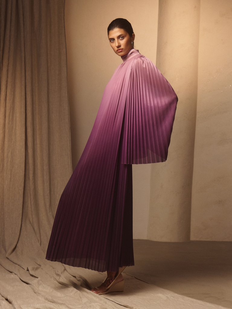 Pleated maxi dress with a gradient