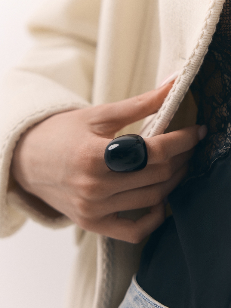 Объемное кольцо из пластика