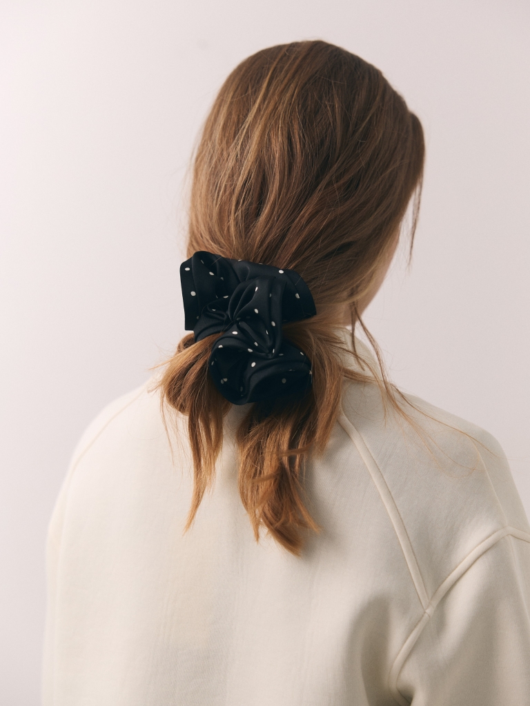Polka dot satin hair tie