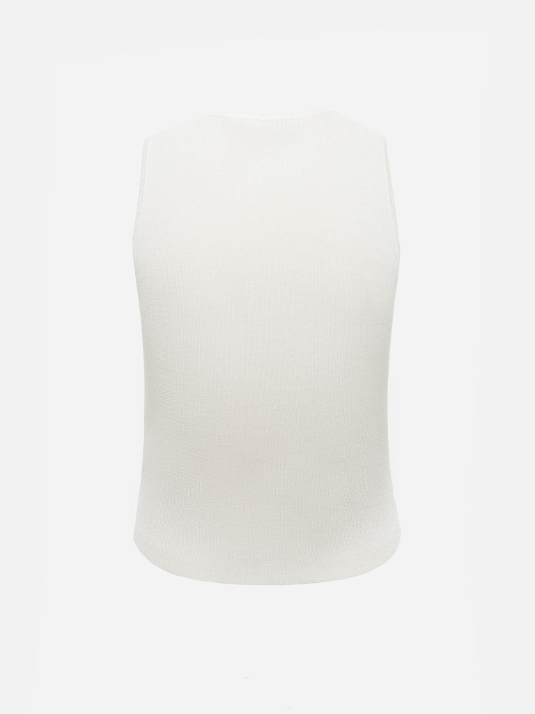 Топ из вискозы с воротником халтер и металлическим декором