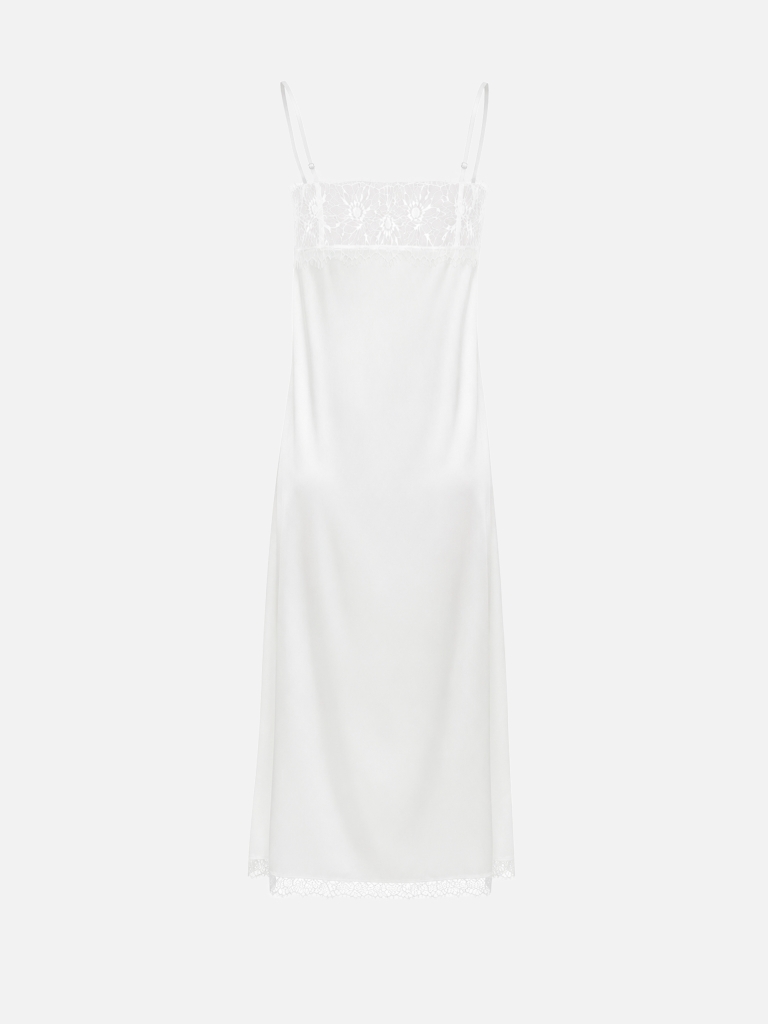 Lace maxi dress with lace detailing