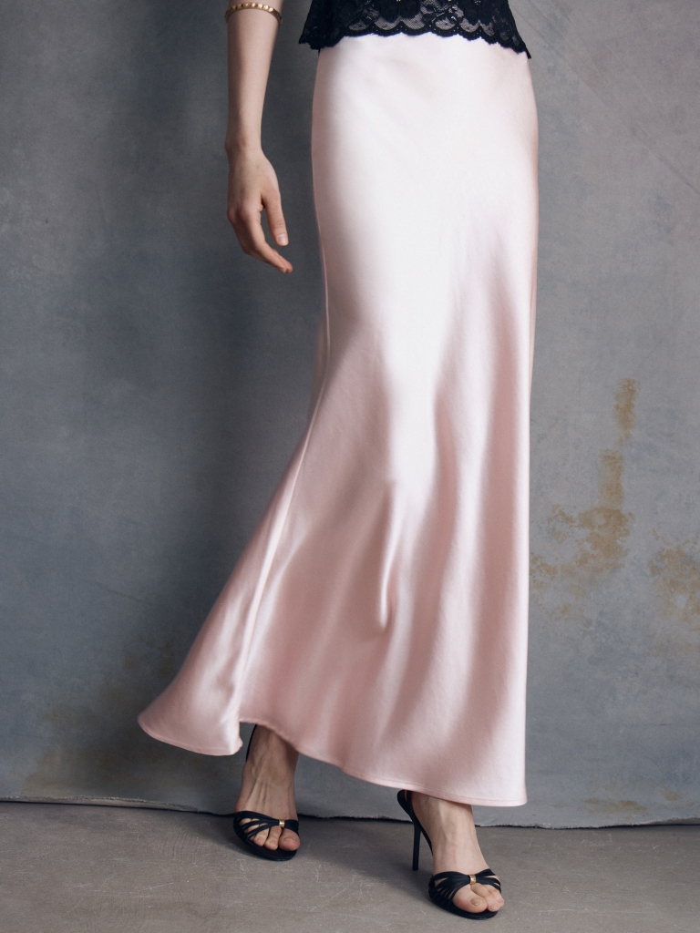Floor-length maxi skirt in monochrome satin