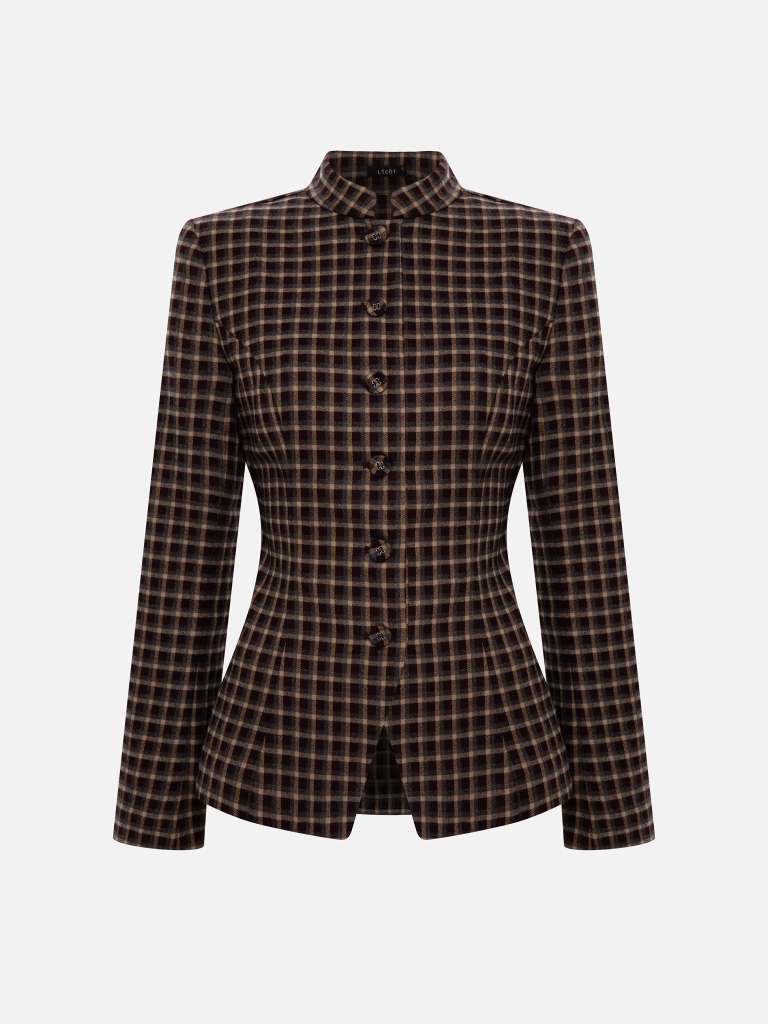 Fitted plaid shirt with large buttons