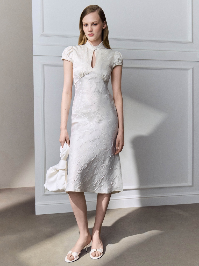 Viscose midi dress with textured pattern