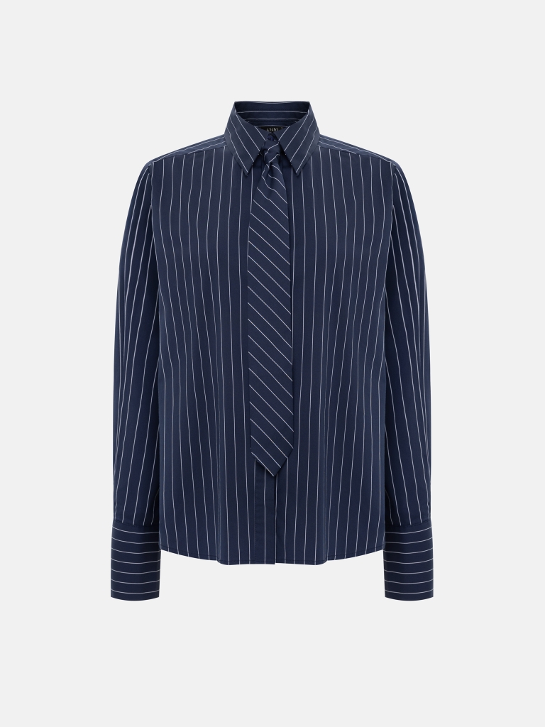 Loose-fitting striped shirt with a matching tie