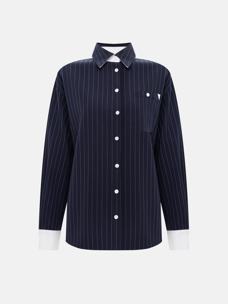 Loose-fitting striped shirt with contrasting details