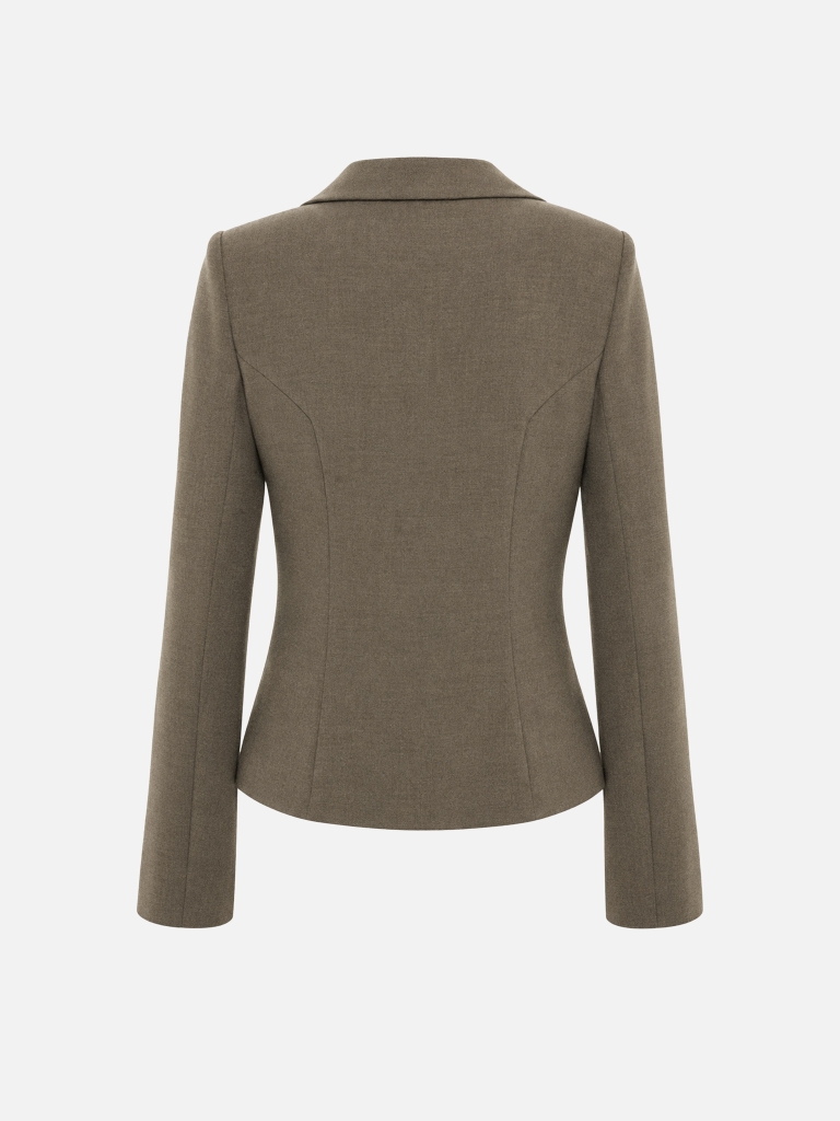 Fitted jacket with a triangular collar and hidden fastening