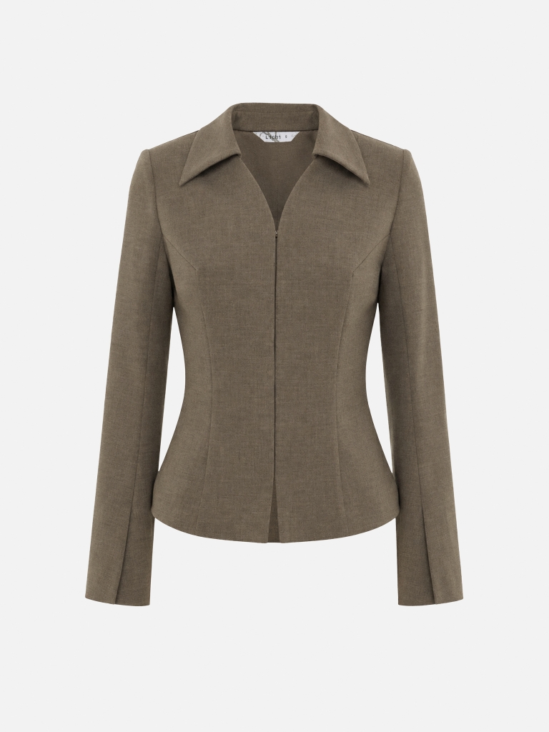 Fitted jacket with a triangular collar and hidden fastening