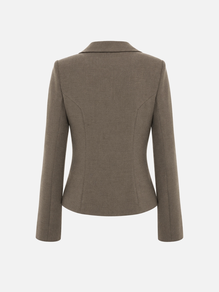 Fitted jacket with a triangular collar and hidden fastening