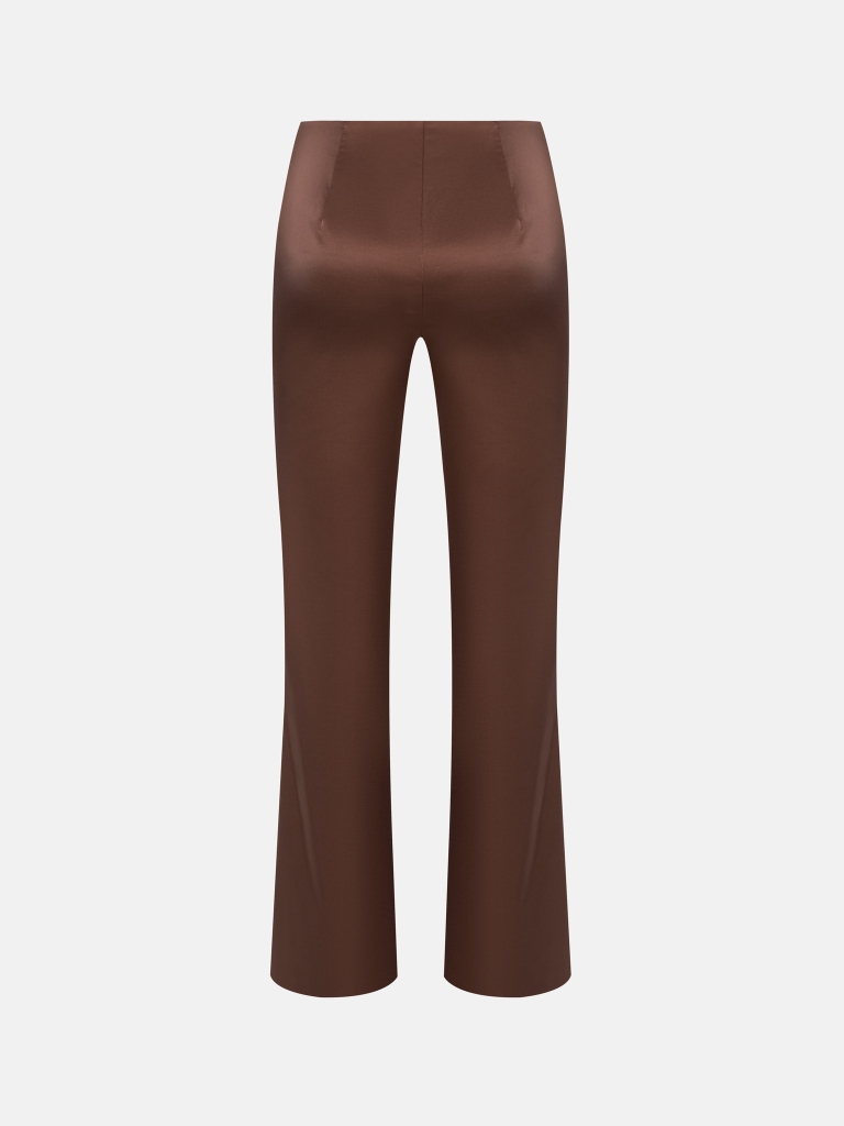 Flared trousers made from heavy fabric, flaring from the knee