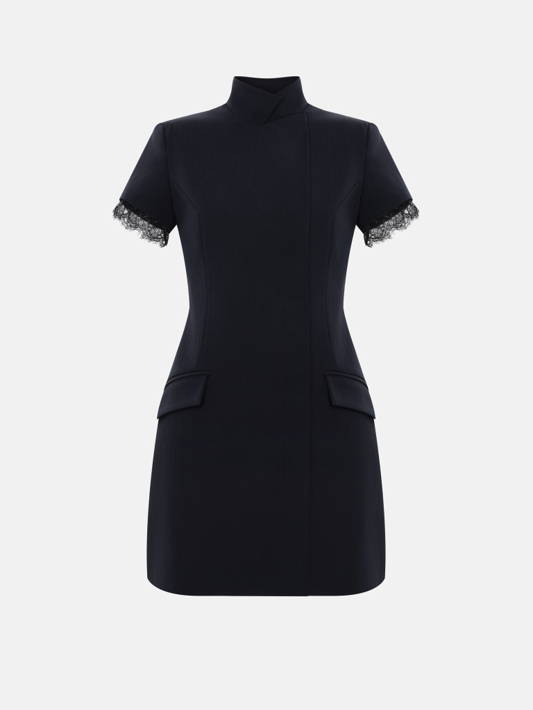 Mini dress with short sleeves and matching lace