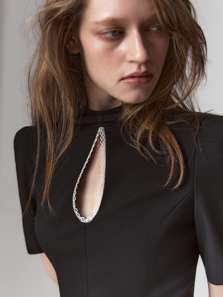 Mini dress with a teardrop neckline and openwork trim