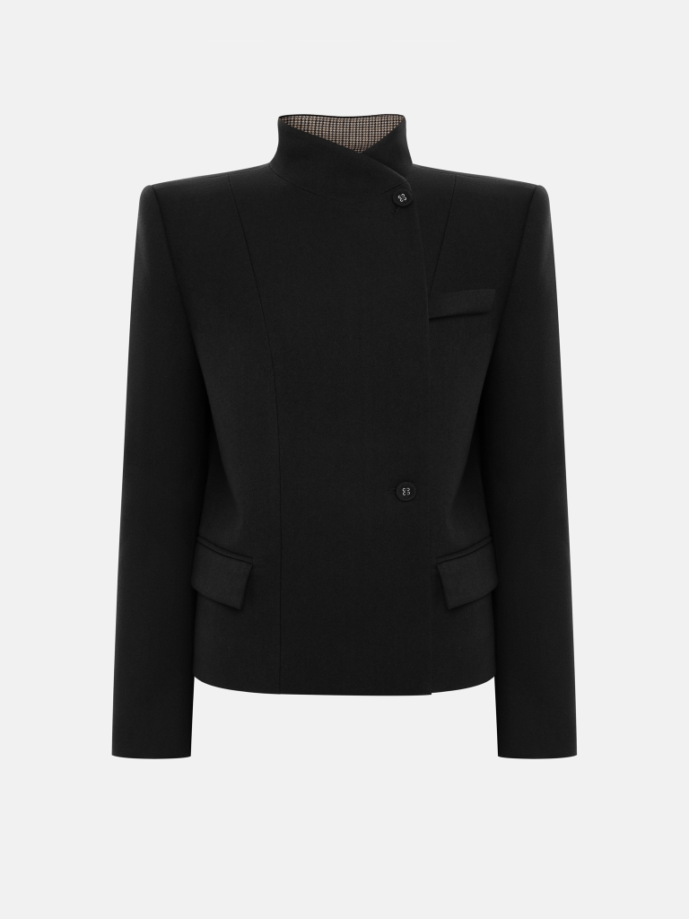 Single-breasted jacket with large buttons